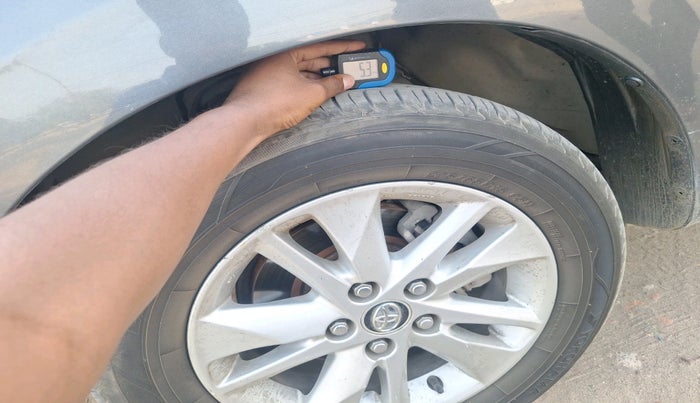 2019 Toyota Innova Crysta 2.4 VX 7 STR, Diesel, Manual, 1,38,788 km, tyre