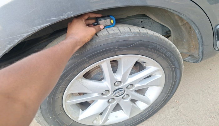 2019 Toyota Innova Crysta 2.4 VX 7 STR, Diesel, Manual, 1,38,788 km, tyre