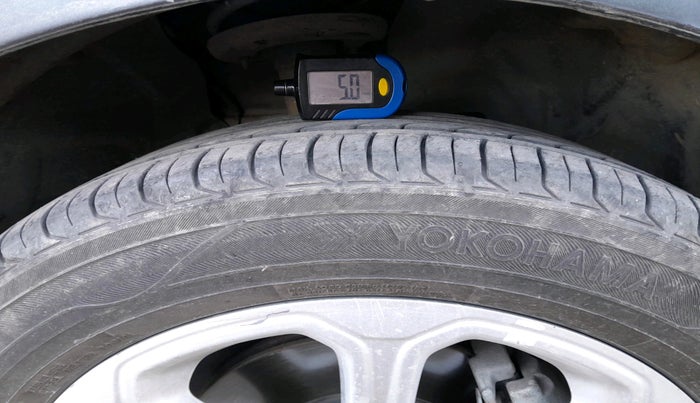 2019 Ford Ecosport TITANIUM + 1.5L DIESEL, Diesel, Manual, 1,05,365 km, tyre