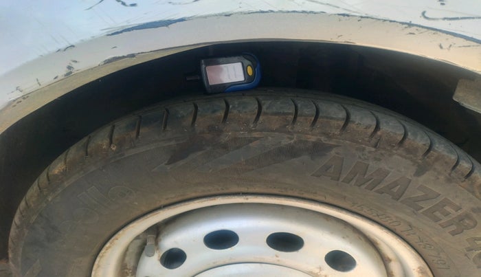 2008 Tata Indica V2 DLS, Diesel, Manual, 82,373 km, tyre