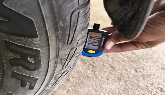 2006 Hyundai Verna 1.6 VTVT, Petrol, Manual, 1,69,269 km, tyre