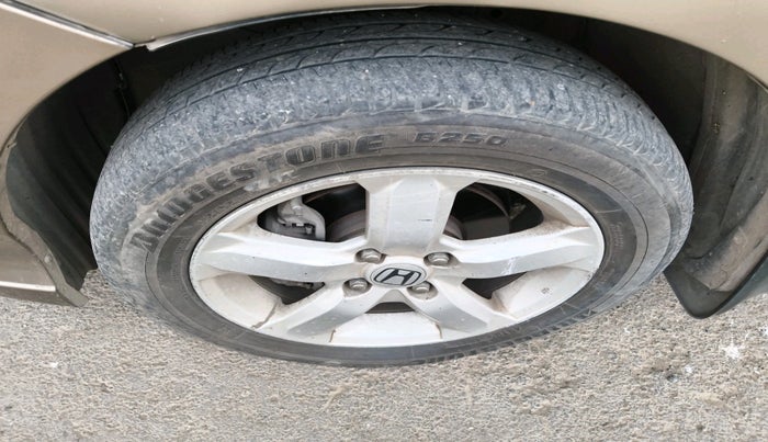 2013 Honda City 1.5L I-VTEC S MT, Petrol, Manual, 1,03,211 km, tyre