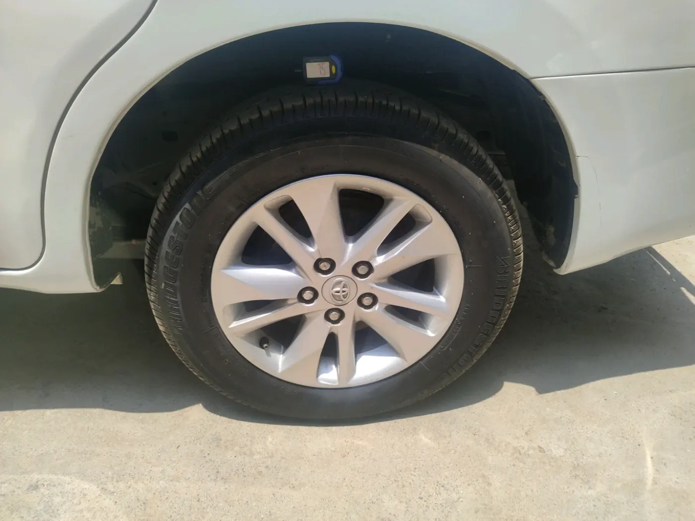 2023 Toyota Innova Crysta 2.4 GX 8STR, Diesel, Manual, 42,019 km, tyre