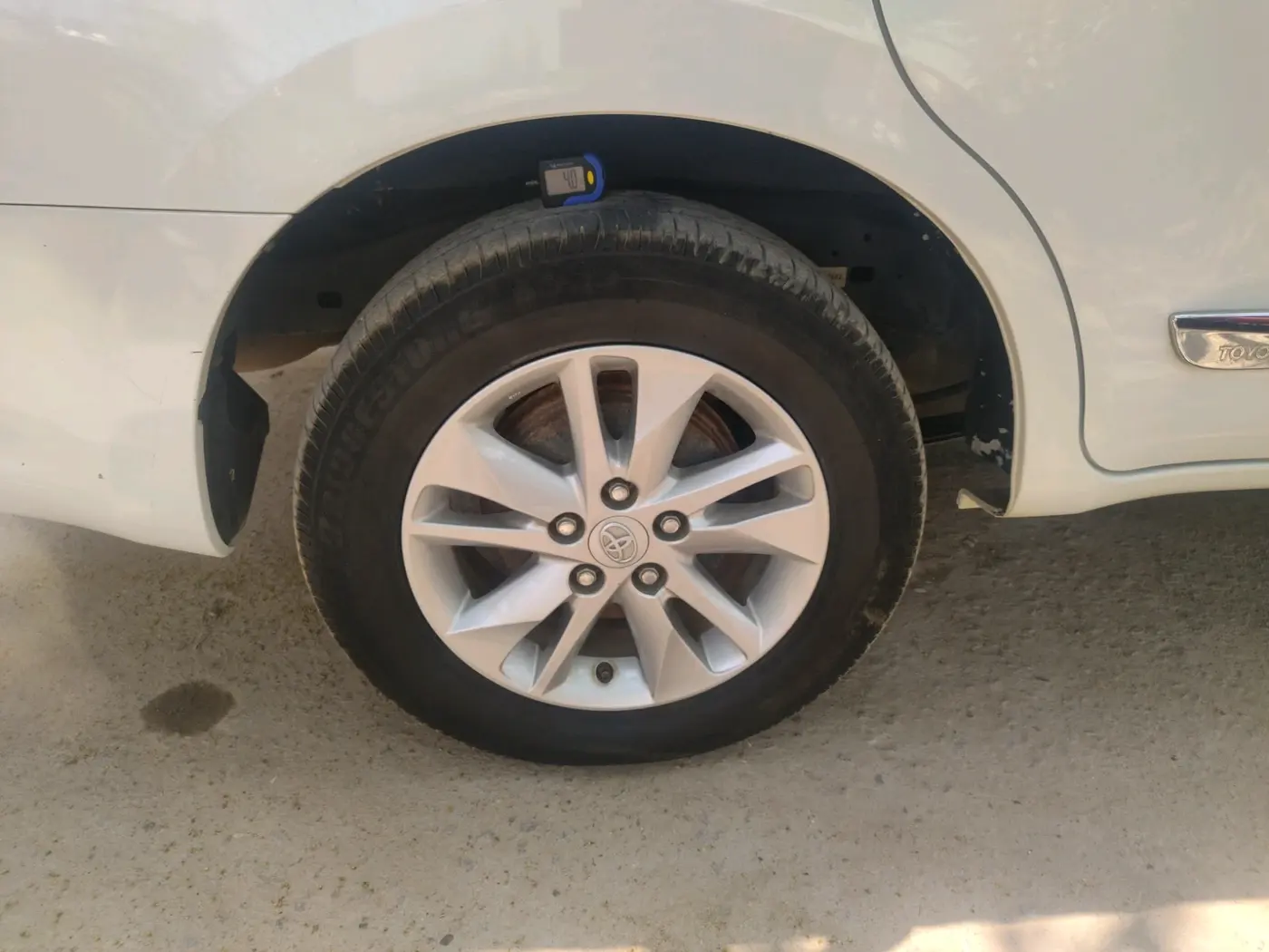 2023 Toyota Innova Crysta 2.4 GX 8STR, Diesel, Manual, 42,019 km, tyre
