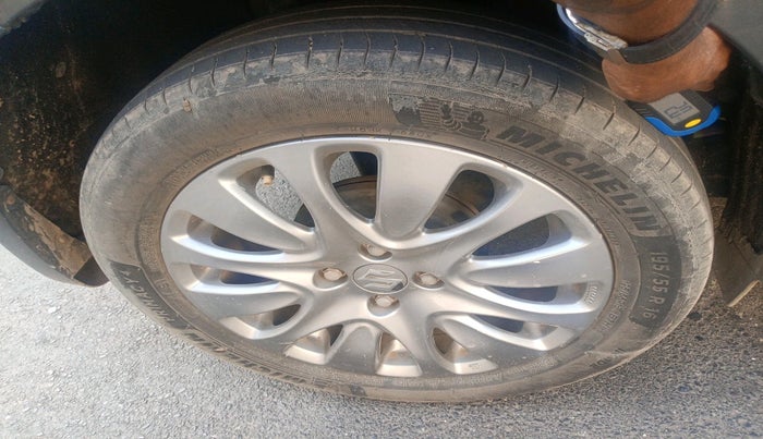 2017 Maruti Baleno ZETA PETROL 1.2, Petrol, Manual, 76,969 km, tyre