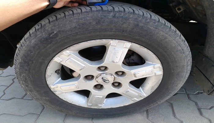 2013 Mahindra Quanto C8, Diesel, Manual, 99,617 km, tyre