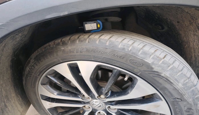 2021 MG HECTOR SHARP 1.5 PETROL CVT, Petrol, Automatic, 43,972 km, tyre