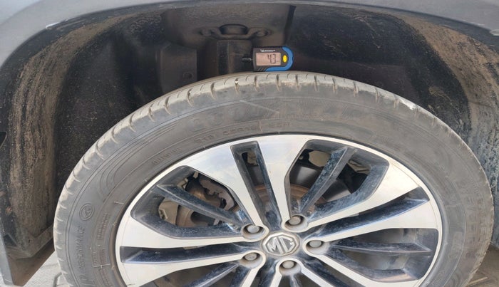 2021 MG HECTOR SHARP 1.5 PETROL CVT, Petrol, Automatic, 43,972 km, tyre