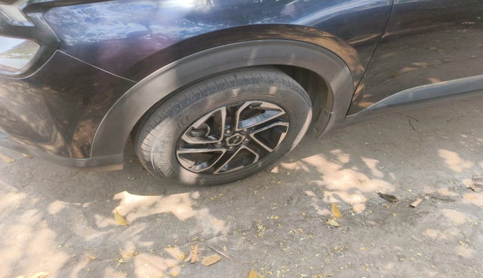 2022 KIA CARENS PRESTIGE PLUS 1.5 DIESEL 7 STR, Diesel, Manual, 54,642 km, tyre