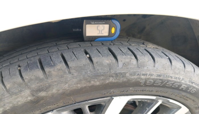 2017 Honda City 1.5L I-VTEC VX, Petrol, Manual, 1,75,121 km, tyre