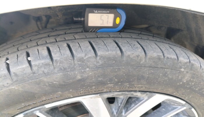 2017 Honda City 1.5L I-VTEC VX, Petrol, Manual, 1,75,121 km, tyre