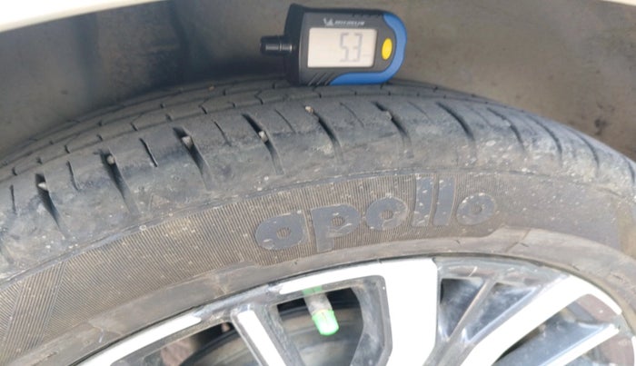 2017 Honda City 1.5L I-VTEC VX, Petrol, Manual, 1,75,121 km, tyre