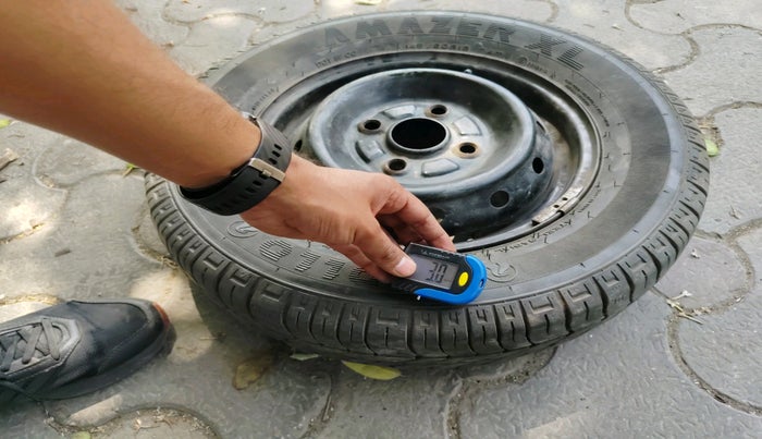 2019 Maruti Alto 800 LXI, CNG, Manual, 54,171 km, tyre