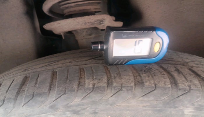 2017 Jeep Compass LIMITED 2.0 DIESEL, Diesel, Manual, 1,14,820 km, tyre