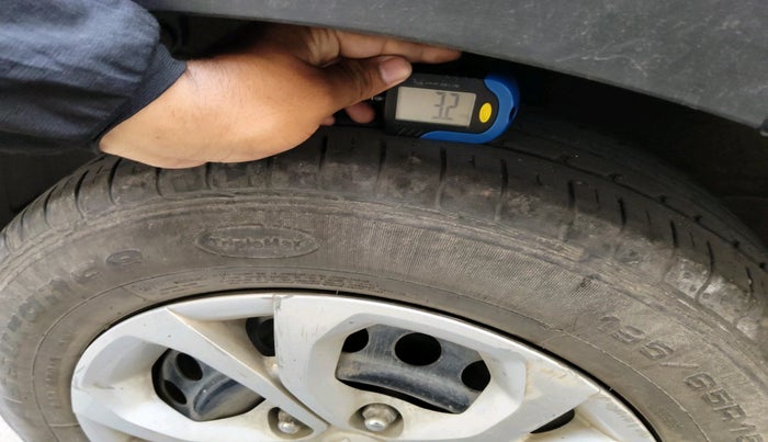 2021 KIA SONET HTE 1.2, Petrol, Manual, 46,943 km, tyre