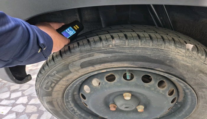 2023 Renault Kwid RXL 1.0, Petrol, Manual, 39 km, tyre