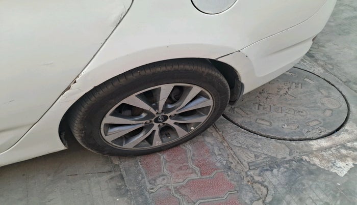 2013 Hyundai Verna FLUIDIC 1.6 CRDI SX, Diesel, Manual, 2,25,079 km, tyre