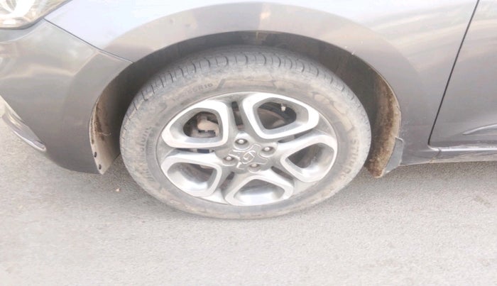 2019 Hyundai Elite i20 ASTA 1.2 (O), Petrol, Manual, 52,065 km, tyre