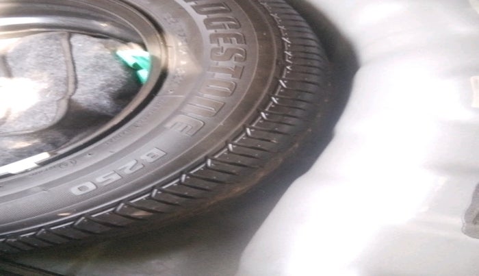 2019 Hyundai Elite i20 ASTA 1.2 (O), Petrol, Manual, 52,065 km, tyre