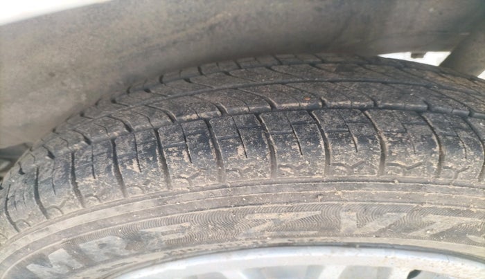 2016 Maruti Wagon R 1.0 LXI, Petrol, Manual, 53,342 km, tyre