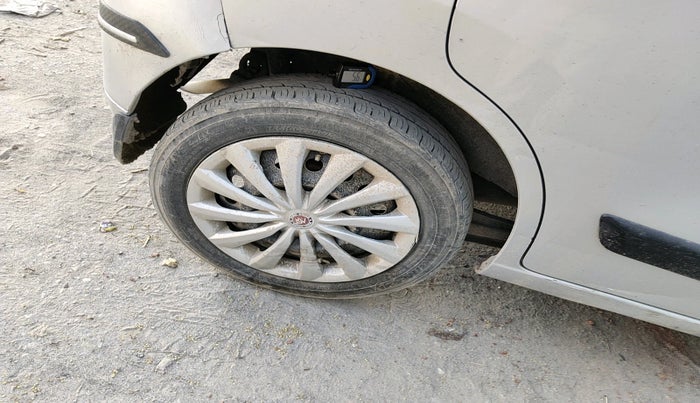 2013 Maruti Wagon R 1.0 VXI, CNG, Manual, 1,92,883 km, tyre