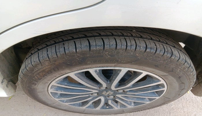 2017 Maruti Dzire ZDI PLUS, Diesel, Manual, 1,90,810 km, tyre