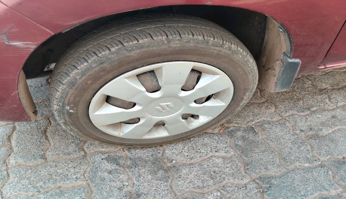 2016 Maruti Alto K10 VXI AMT, Petrol, Automatic, 77,955 km, tyre