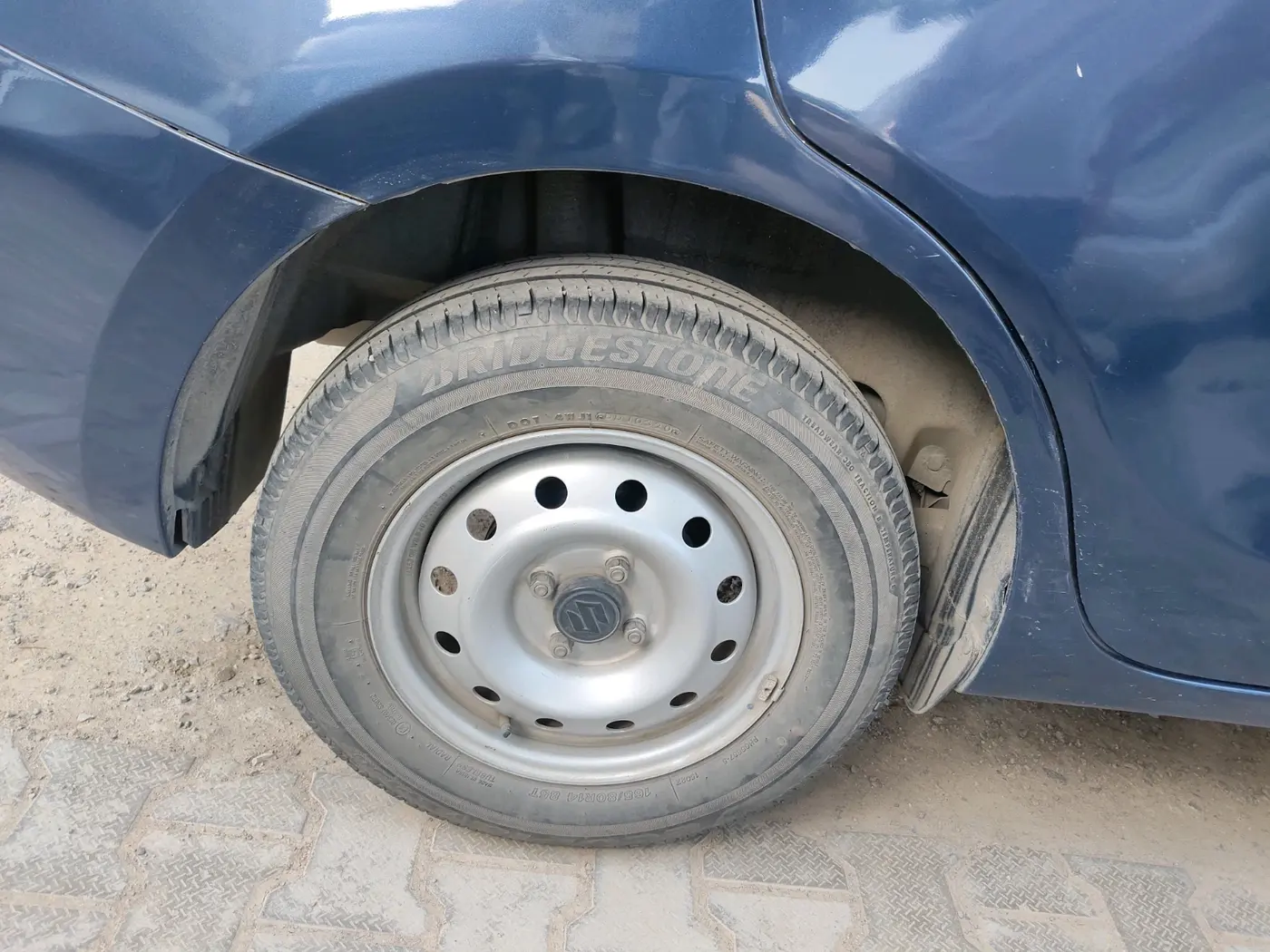 2020 Maruti Dzire LXI, Petrol, Manual, 55,419 km, tyre