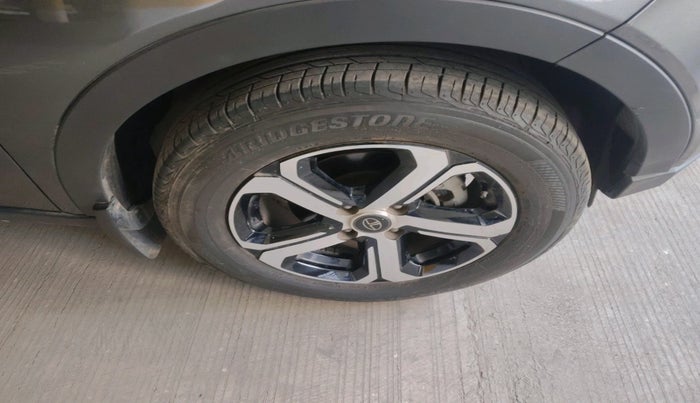 2021 Tata NEXON XZA PLUS PETROL, Petrol, Automatic, 14,628 km, tyre