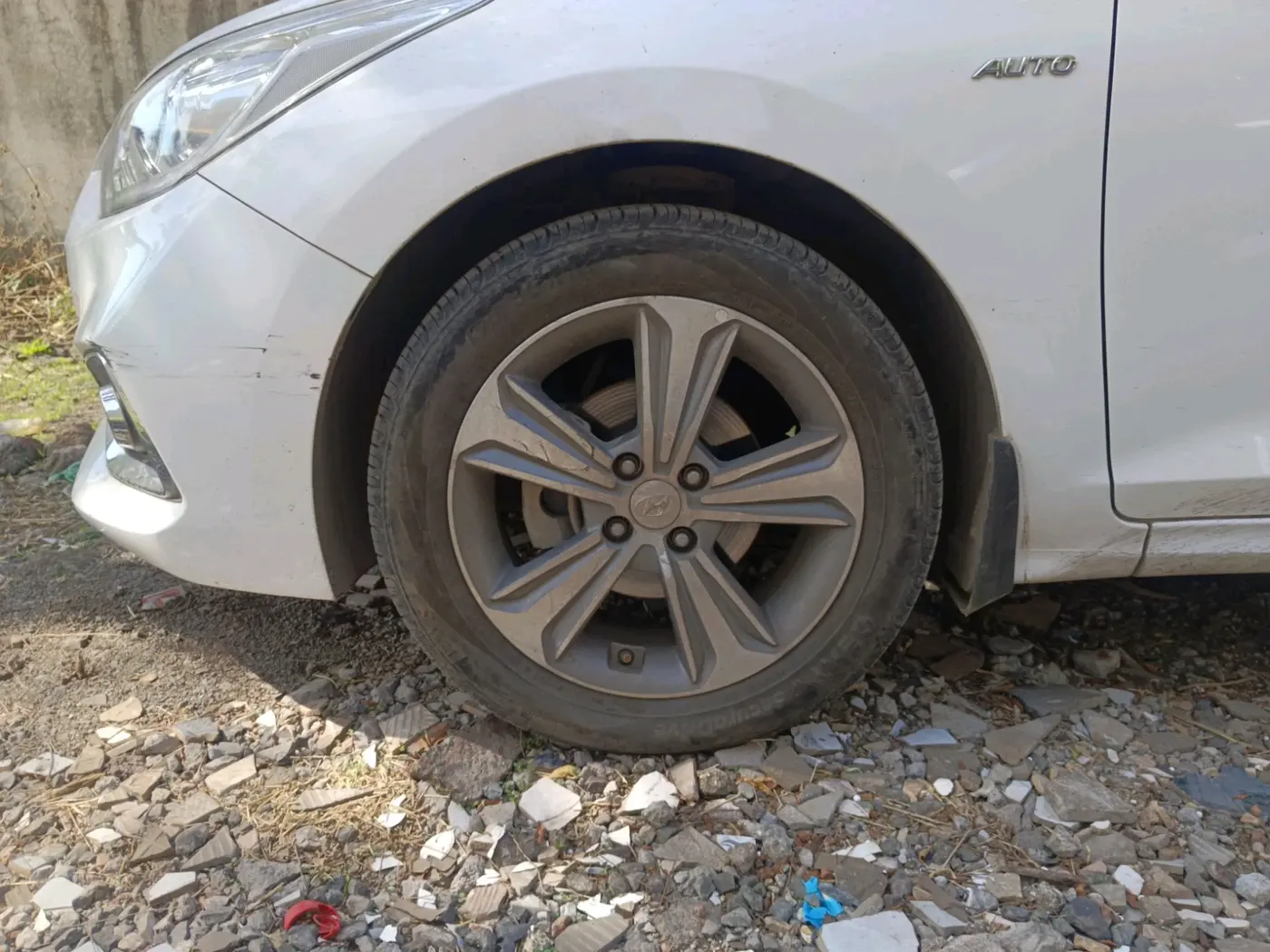 2018 Hyundai Verna 1.6 CRDI SX + AT, Diesel, Automatic, 87,071 km, tyre