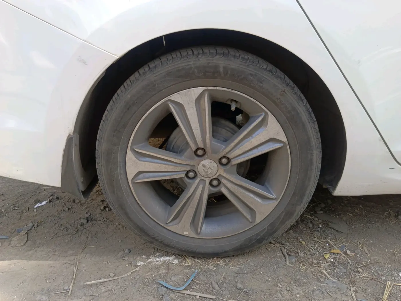 2018 Hyundai Verna 1.6 CRDI SX + AT, Diesel, Automatic, 87,071 km, tyre