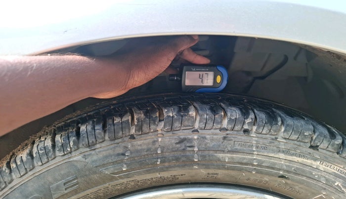 2013 Nissan Sunny XL DIESEL, Diesel, Manual, 2,00,479 km, tyre