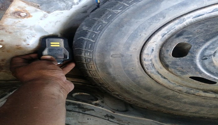 2017 Datsun Go T, Petrol, Manual, 1,16,476 km, tyre