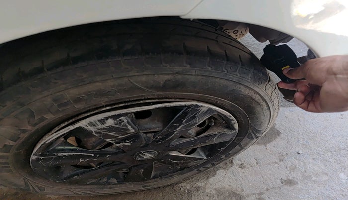 2016 Tata Zest XE PETROL, CNG, Manual, 76,010 km, tyre