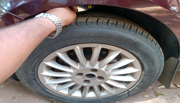 2011 Fiat Linea T JET, Petrol, Manual, 55,000 km, tyre