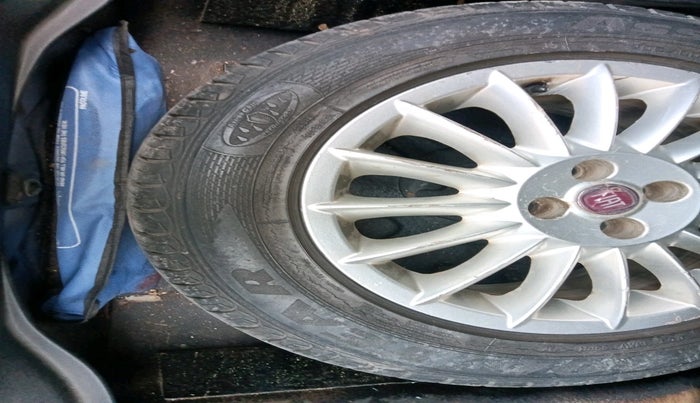 2011 Fiat Linea T JET, Petrol, Manual, 55,000 km, tyre