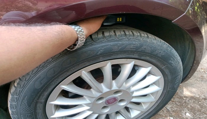 2011 Fiat Linea T JET, Petrol, Manual, 55,000 km, tyre