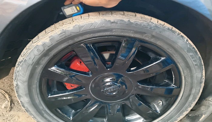 2011 Nissan Teana 250XV, CNG, Automatic, 1,11,761 km, tyre