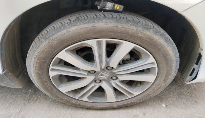 2023 Honda Amaze 1.2L I-VTEC VX CVT, Petrol, Automatic, 21,346 km, tyre