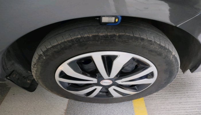 2022 Tata Tiago XT CNG, CNG, Manual, 40,814 km, tyre