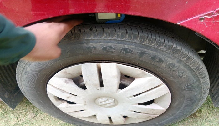 2012 Hyundai Eon D-LITE+, CNG, Manual, 99,640 km, tyre