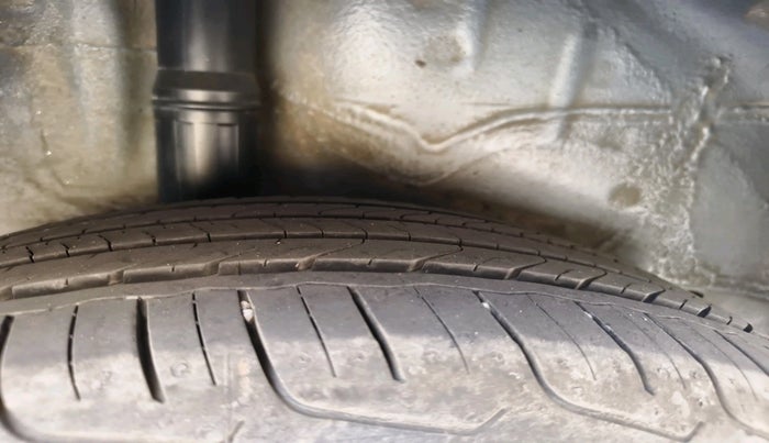 2021 Honda WR-V 1.2L I-VTEC SV MT, Petrol, Manual, 58,542 km, tyre