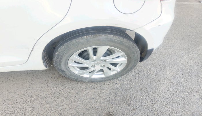 2012 Maruti Swift ZXI, Petrol, Manual, 67,813 km, tyre