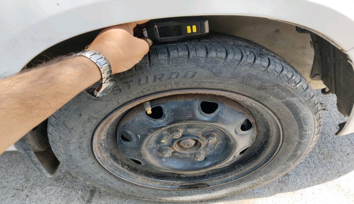 2011 Maruti Alto K10 VXI, Petrol, Manual, 1,56,588 km, tyre