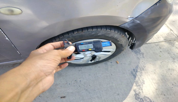 2017 Maruti Celerio VXI, CNG, Manual, 1,96,909 km, tyre