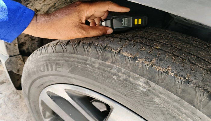 2022 Tata Harrier XZ PLUS 2.0L DARK EDITION, Diesel, Manual, 61,890 km, tyre