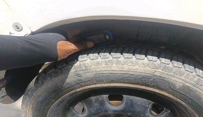 2011 Maruti Zen Estilo VXI, CNG, Manual, 1,01,161 km, tyre