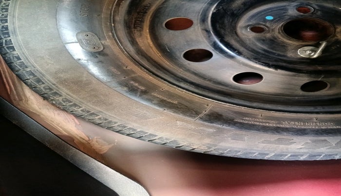 2011 Maruti Swift VXI, Petrol, Manual, 41,638 km, tyre