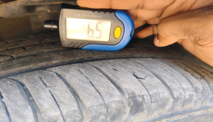 2014 Volkswagen Jetta COMFORTLINE TSI, Petrol, Manual, 96,556 km, tyre