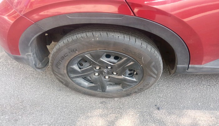 2023 Hyundai VENUE S 1.2, Petrol, Manual, 12,652 km, tyre